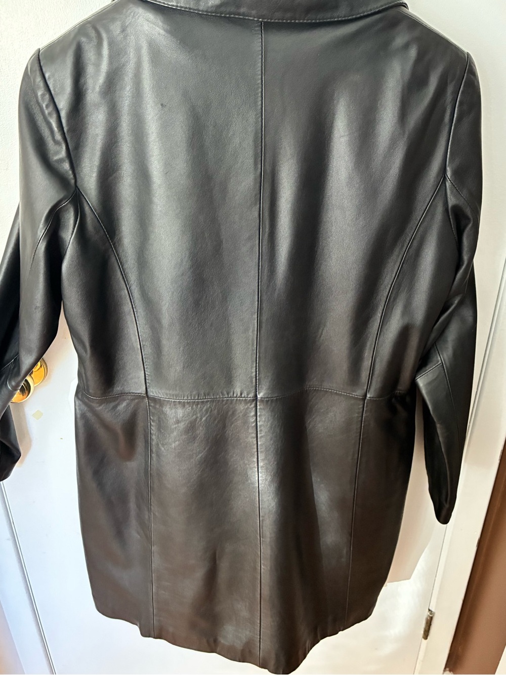 Danier Black Leather Longline Button Coat with removable liner - Picture 13 of 14